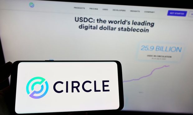 دایره وال استریت را با قیمت IPO 31 دلار و تقاضای افزایش غافلگیر می کند